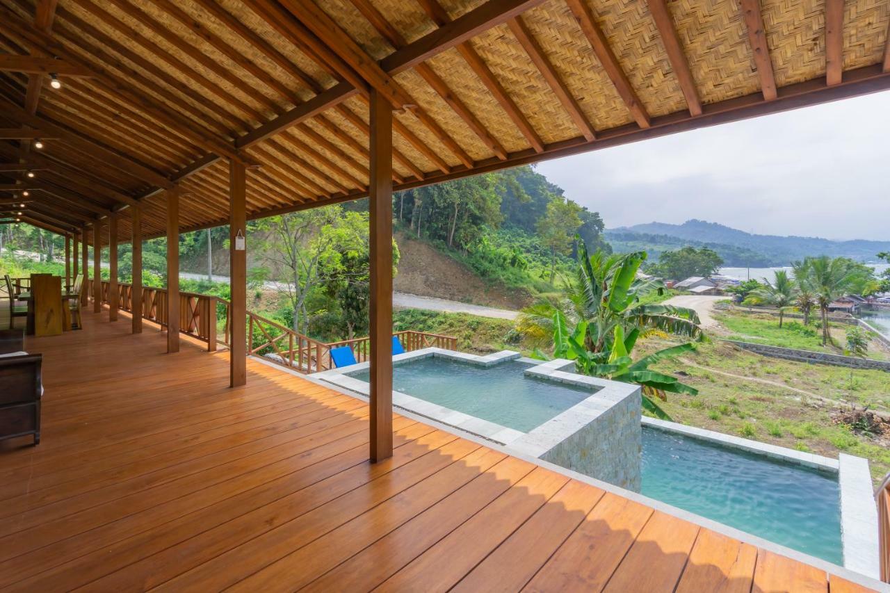 Ketapang Resort Karanghawu Eksteriør billede