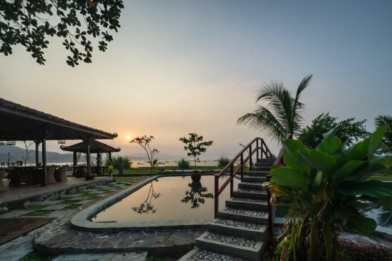 Ketapang Resort Karanghawu Eksteriør billede
