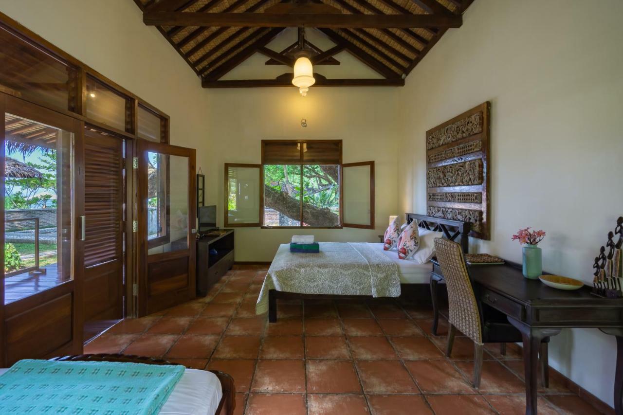 Ketapang Resort Karanghawu Eksteriør billede